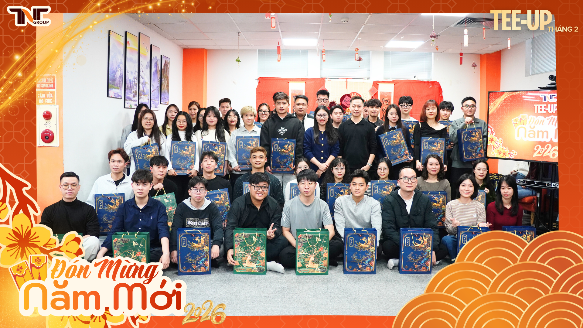 Quà Tết TNT Group
